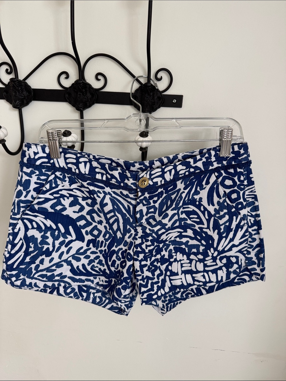 Lilly Pulitzer Navy and White Printed Cotton Shorts